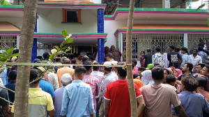 একই পরিবারের তিন শিশুসহ পাঁচজনকে গলা কেটে হত্যা, গৃহকর্তা উধাও
