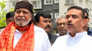 দেখা করতে চাইলেন মিঠুন, উল্টো অভিনেতার বাড়িতে হাজির মুখ্যমন্ত্রী