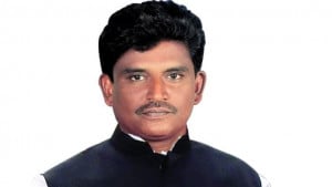 সাবেক এমপির গাড়িতে হামলার মামলায় গ্রেপ্তার ইউপি চেয়ারম্যান 