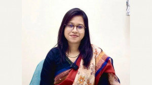 মনিরা শারমিনের মনোনয়নপত্র বাতিলের সিদ্ধান্ত কেন অবৈধ নয়