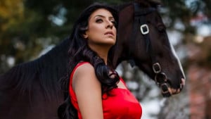 সারা হয়ে সিনেমায় মৌ, আসছে ওটিটিতে