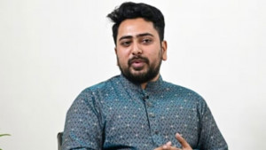 টালবাহানা করে জুলাই সনদকে এড়িয়ে যেতে চায় সরকার: নাহিদ
