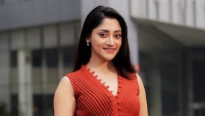 শেখেন ফাইট, আহত হন শুটিংয়ে- সেই সিনেমার মুক্তিতে নিরব নায়িকা