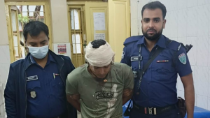 ফজরের নামাজের সময় মসজিদে ঢুকে মুসল্লিকে হত্যা, অভিযুক্ত আটক