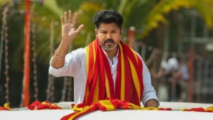 'থালাপতি বিজয়ের সরকার ৬ মাসও টিকবে না'