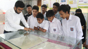 শিক্ষার্থীদের নিয়ে ব্যতিক্রমী ‘ভূমি সংক্রান্ত শিক্ষণীয় পাঠদান’ উপজেলা প্রশাসনের