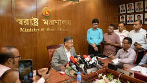 পল্লবীতে শিশুহত্যার ঘটনার বিচার দ্রুত সম্পন্ন হবে: স্বরাষ্ট্রমন্ত্রী