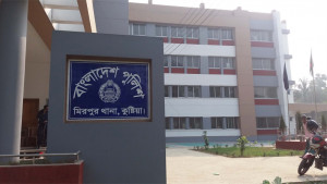 ১৬ ঘণ্টা থানায় বিএনপি ও জামায়াতের ৫ নেতাকর্মী