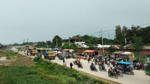 ঈদযাত্রায় যানবাহনের চাপ বাড়লেও নেই যানজট