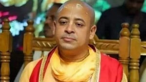 মায়ের মৃত্যুতে পাঁচ ঘণ্টার জন্য প্যারোলে মুক্তি পাচ্ছেন চিন্ময় কৃষ্ণ দাস
