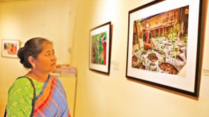 আলোকচিত্রে পাহাড়ের মানুষের জীবনকথা