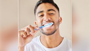 প্রাপ্তবয়স্কদের দাঁতের যত্ন