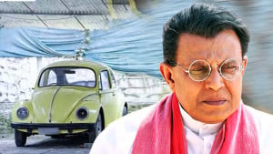৫০ বছরের সেই পুরোনো গাড়ি কেন আজও আগলে রেখেছেন মিঠুন