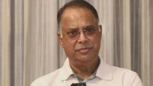 ফুসফুসে নিউমোনিয়ায় আক্রান্ত বিদ্যুৎমন্ত্রী