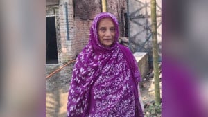 আদালতে মামলার পর নারীকে তুলে নিয়ে অন্য মামলায় গ্রেপ্তার
