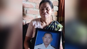‘ছেলে বলেছিল—মা, দেশে ফিরলে আর কোনো অভাব থাকবে না’