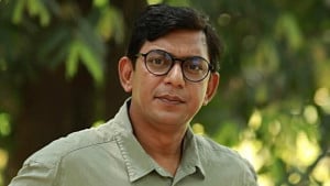 ভিউ এখন ‘প্রশ্নবোধক চিহ্নে’ এসে দাঁড়িয়েছে: চঞ্চল চৌধুরী