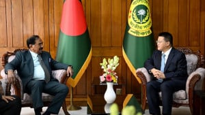 বাংলাদেশকে পণ্য উৎপাদনভিত্তিক কেন্দ্র করতে চায় চীন
