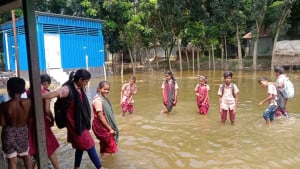 দৌলতপুরে ১৮ শিক্ষাপ্রতিষ্ঠানে পাঠদান স্থগিত