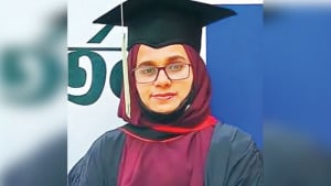 দুধের শিশুকে এতিম করে না ফেরার দেশে মা