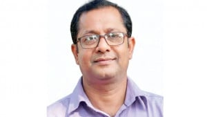 বরিশালে সাংবাদিক পুলক চ্যাটার্জির শেষকৃত্য সম্পন্ন