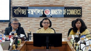 পণ্য খালাসের সময় ও ব্যয় কমাতে সমন্বিত কর্মপরিকল্পনার তাগিদ বাণিজ্যমন্ত্রীর