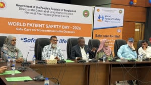 প্রেসক্রিপশন ছাড়া অ্যান্টিবায়োটিক বিক্রি বন্ধে ফার্মাসিস্ট নিয়োগের তাগিদ