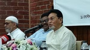 ভারতের সঙ্গে ১০১ চুক্তি পর্যালোচনা করছে সরকার: চিফ হুইপ