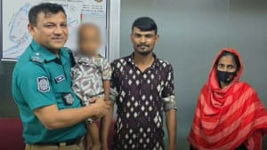 মাদকের টাকা জোগাড়ে সন্তানকে বিক্রির চেষ্টা, ৯৯৯-এ খবর পেয়ে উদ্ধার