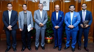 বাংলাদেশ ব্যাংকের গভর্নরের সঙ্গে ভারতের হাইকমিশনারের সৌজন্য সাক্ষাৎ