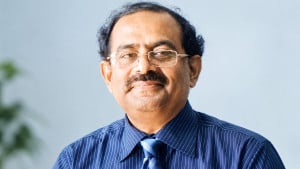 ব্যাংক নয়, ব্যাংকিং ব্যবস্থা বাঁচানো দরকার