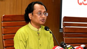 জ্বালানি তেলের দাম বৃদ্ধিতে জনগণের ‘সহনশীলতা’ চাইলেন প্রধানমন্ত্রীর তথ্য উপদেষ্টা