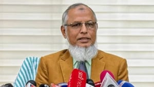 সরকারের চাপে নয়, সার্বিক বিবেচনায় স্থানীয় নির্বাচন পিছিয়েছে: ইসি আনোয়ারুল