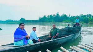 গাইবান্ধায় বালু উত্তোলন বন্ধে অভিযান, ইউএনওর ওপর হামলা
