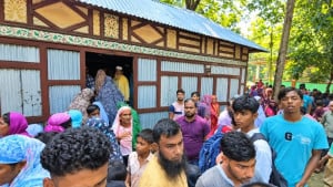 কুমিল্লায় মা ও ভাতিজিকে হত্যা, যুবক আটক