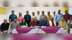 গণমাধ্যমের স্বাধীনতা ও পেশাগত মান রক্ষায় শক্তিশালী স্ব-নিয়ন্ত্রণ ব্যবস্থা জরুরি