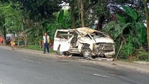 নাটোরে ট্রাক-অ্যাম্বুলেন্স সংঘর্ষে চালক নিহত