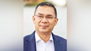 নিউইয়র্ক থেকে দেশের পথে প্রধানমন্ত্রী 
