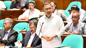ফুলবাড়ীতে উন্মুক্ত কয়লা উত্তোলনের আগে স্থানীয়দের বন্দোবস্ত করা হবে: প্রধানমন্ত্রী