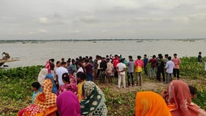 সোনারগাঁয়ে তিন স্কুলছাত্রের মৃত্যু: বাল্কহেডসহ ৪ জন আটক