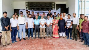 উপাচার্যের পদত্যাগ দাবিতে সপ্তম দিনের অবস্থান