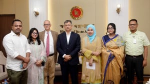 সরকার নাগরিকের বাক-স্বাধীনতা ও ব্যক্তিগত সুরক্ষার বিষয়ে অত্যন্ত সচেতন: স্বরাষ্ট্রমন্ত্রী