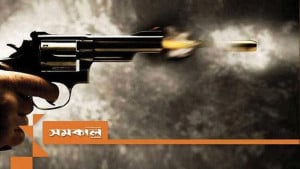বাড্ডায় বাসায় ঢুকে যুবককে গুলি
