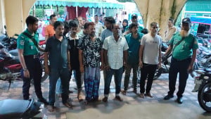 বরিশালে গোপন সভা থেকে নিষিদ্ধ আ.লীগের ১২ জন গ্রেপ্তার 