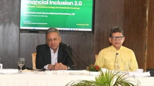 দেশে স্মার্টফোন উৎপাদন শুরু, পাওয়া যাবে ৪ হাজার টাকায়: অর্থমন্ত্রী