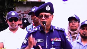 ষড়যন্ত্রকারী আপনাদের ভেতরেও আছে, আমাদের ভেতরেও আছে: আইজিপি