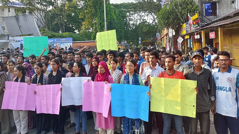 আইফোন কি জীবনের চেয়ে বড়?
