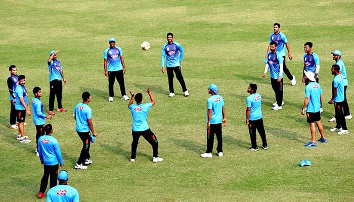 ম্যাচ ফি বাড়িয়ে ৭০ হাজার টাকা