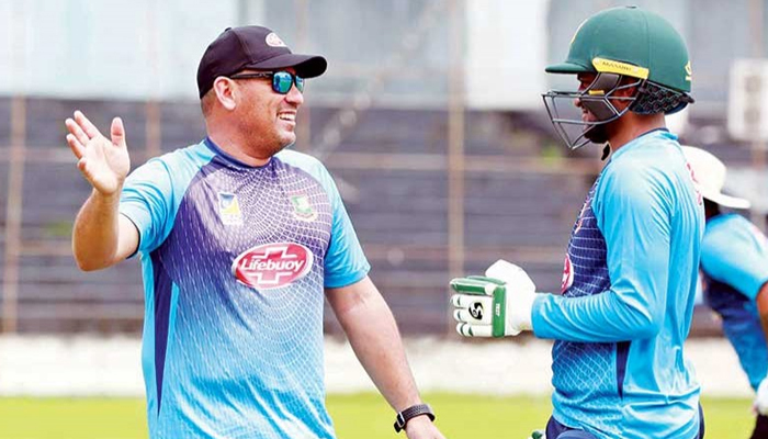 ধর্মঘট নিয়ে উৎকণ্ঠায় ছিলেন ডমিঙ্গোও