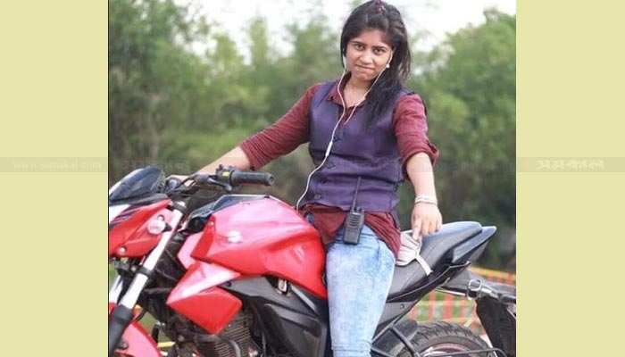 কক্সবাজার থেকে ইয়াবা এনে যশোরে বিক্রি করতেন লিপি